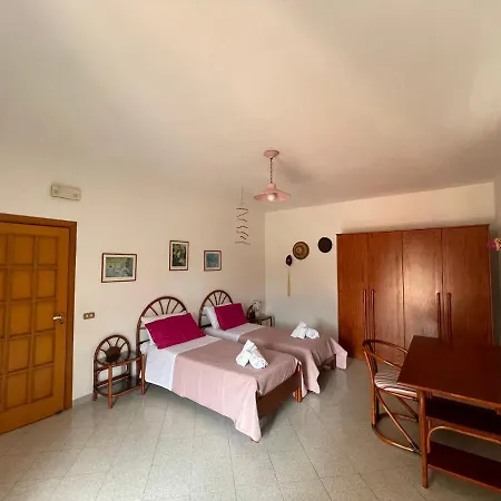 Giulia Villa *